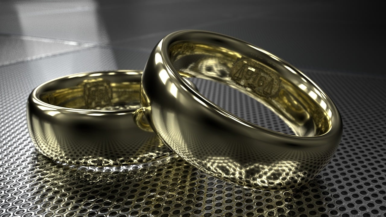 rings-3726100_1280.jpg